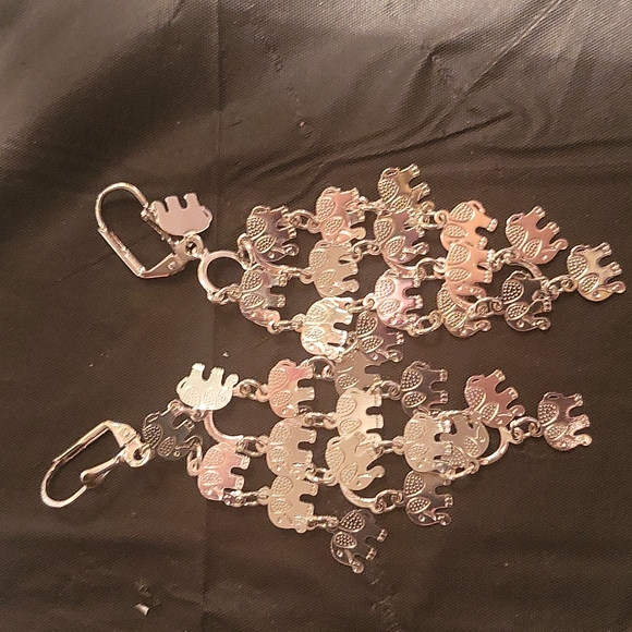 Earring - Picture 2 of 2